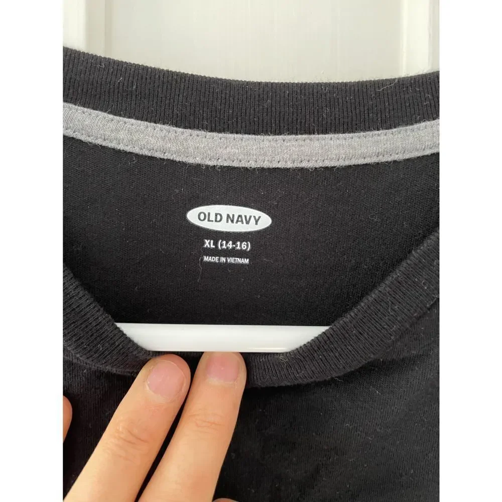 Old Navy boys black long sleeve t-shirt XL